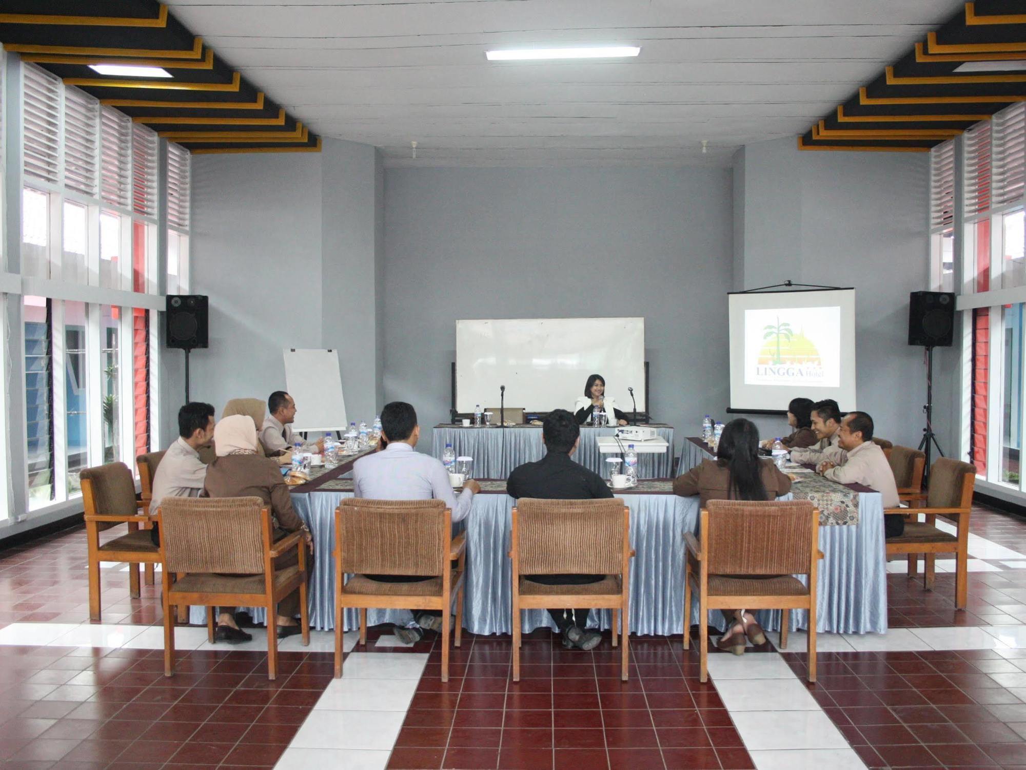 Lingga Guest House Jayagiri Lembang Exterior foto